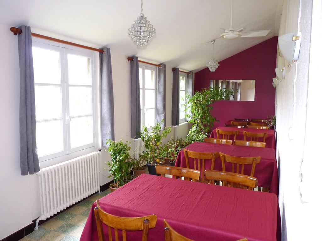 Отель La Maison De Cure Domecy-sur-Cure Экстерьер фото
