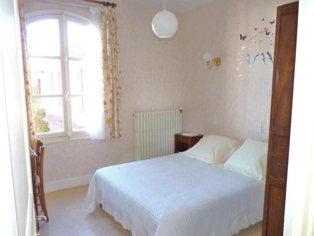 Отель La Maison De Cure Domecy-sur-Cure Экстерьер фото